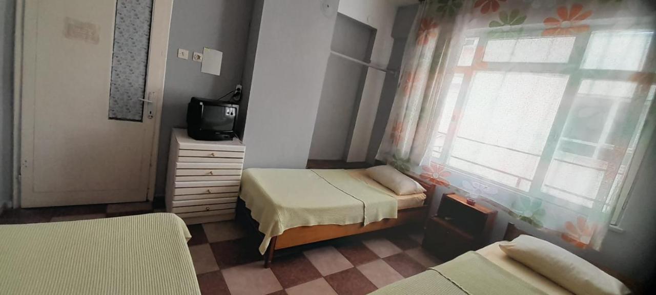 Set Arat Motel & Pansiyon Akçay Eksteriør bilde